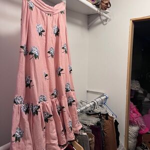 Kiel James Patrick Hydrangea Garden Skirt